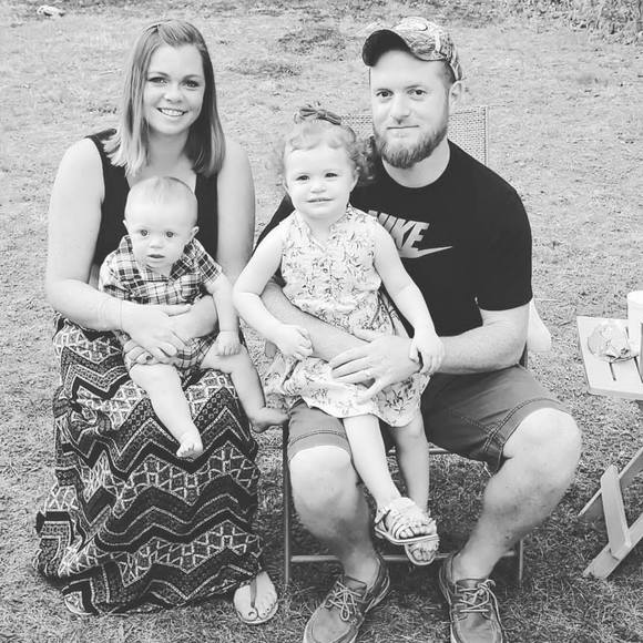 Meet your Posher, Jillian - Picture 1 of 1