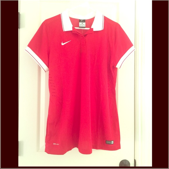 Nike polo shirt dry fit material Size XL