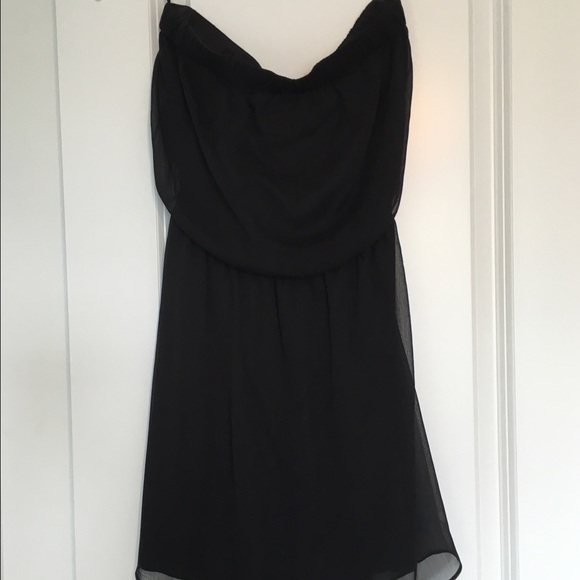 Dress - Picture 3 of 4