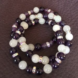 Amathyst and white jade stretch bracelet set