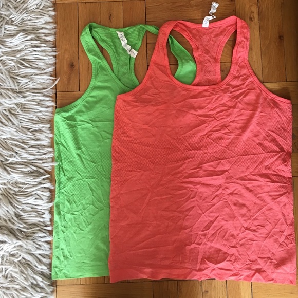 Two lululemon tanks