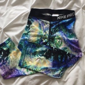 Nike Pro Combat Capri Graphic Print