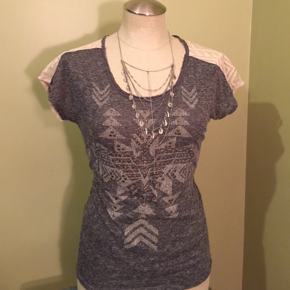 Daytrip lace back tee.