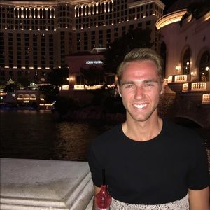 Meet your Posher, Erik