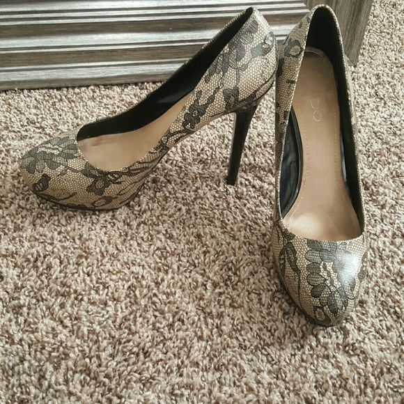Aldo Nude Lace Heels