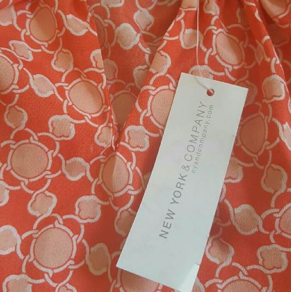 NY&Co. Halter blouse - Picture 3 of 4