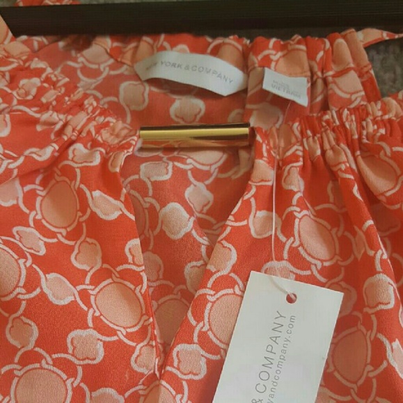 NY&Co. Halter blouse - Picture 4 of 4