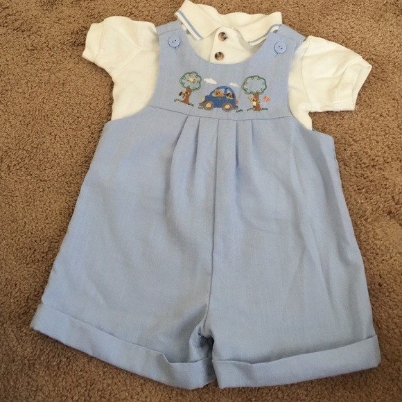 Boys Size 12 mo Fancy shorts set