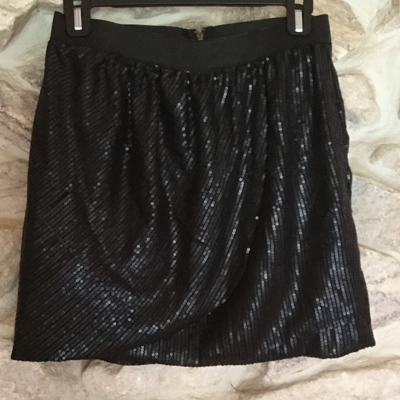 Tinley Road Black Sequin Tulip Mini Skirt