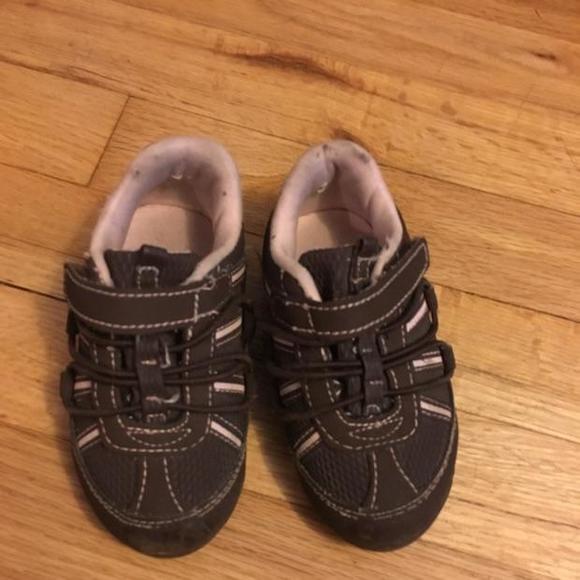 Adorable brown and light pink sneakers. Size 6 1/2