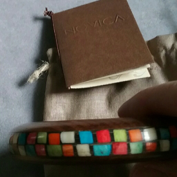 Wooden inlaid stone bangle bracelet - Picture 2 of 3