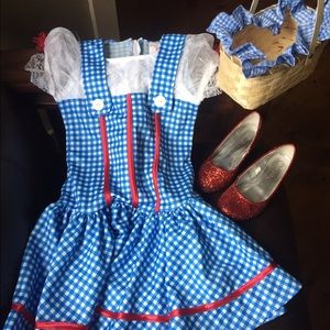 Dorothy costume