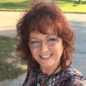 Meet your Posher, Genevieve