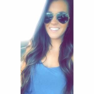 Meet your Posher, Danielle