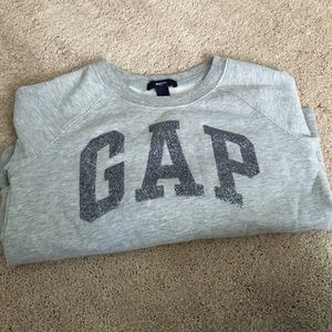 Gap sweatshirt