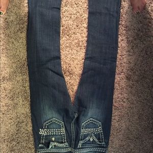 Dark wash miss me jeans