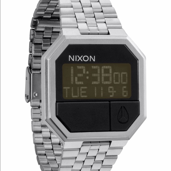 Nixon Rerun steel watch - NEW IN BOX