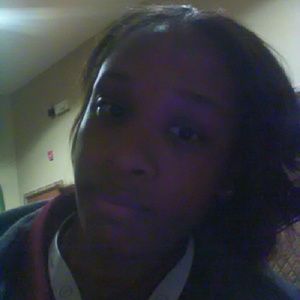 Meet your Posher, Dominique