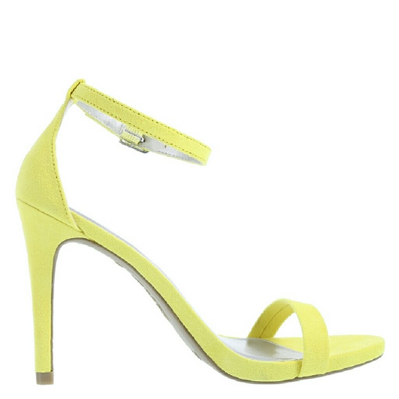 1 LEFT!!💛NWOT! Brash yellow Kailey Pump!! - Picture 3 of 4