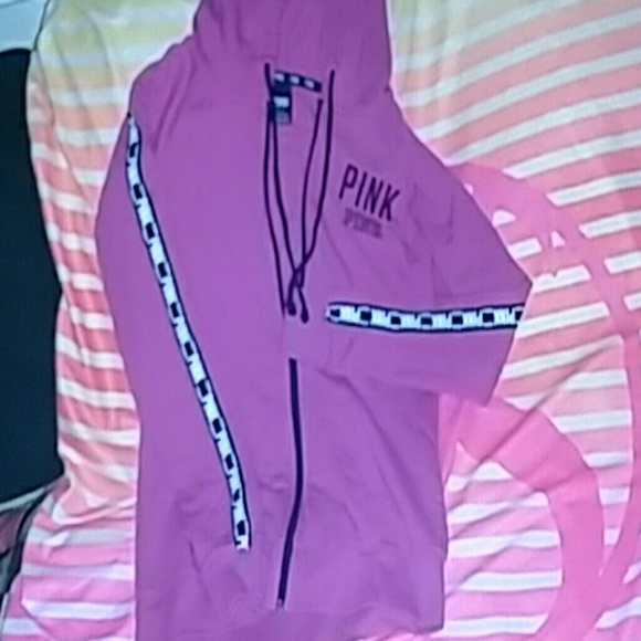 Vs pink signature  logo goodie NWOT