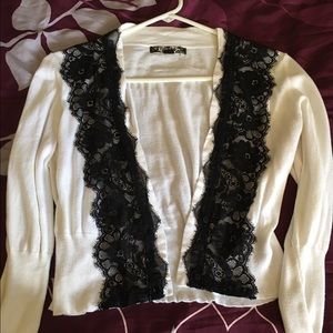 Guess half cropped sweater