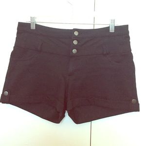 Black cuffed high-waisted shorts