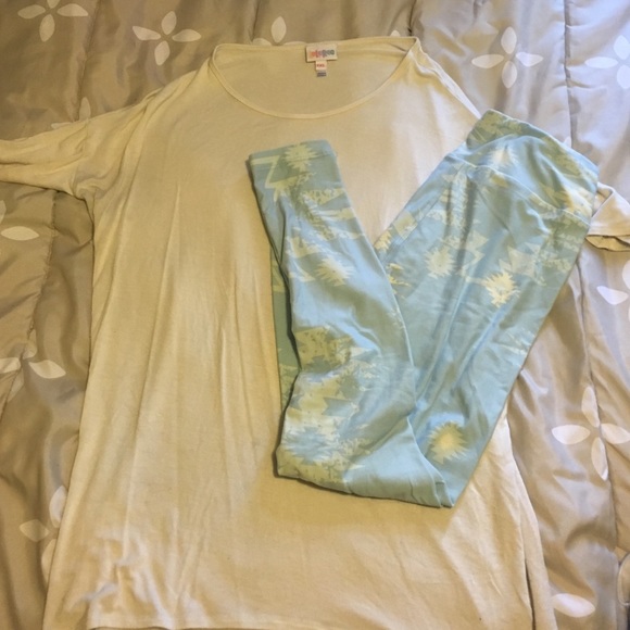 Lularoe Irma tunic and leggings