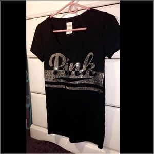 Victoria secret tee !