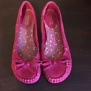 Magenta loafers/moccasins