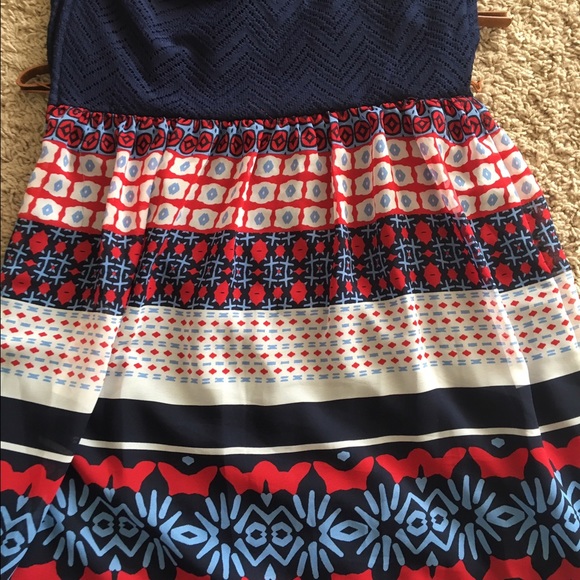 Patterned Strapless Dress - Picture 2 of 3