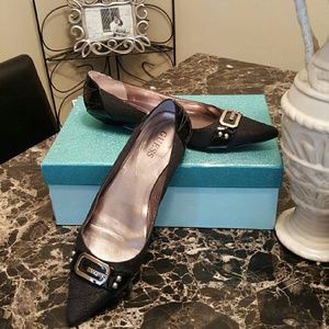 Beautiful Guess shoes!!