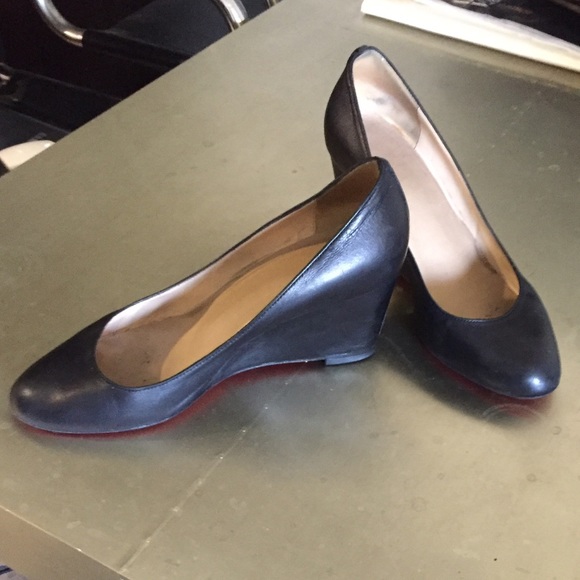 christian louboutin size 8 1/2 christian louboutin size 8 1/2