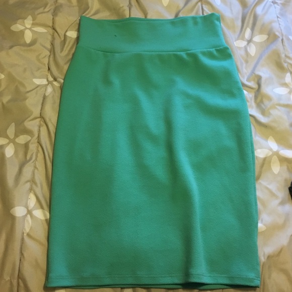 Lularoe bright mint green Cassie