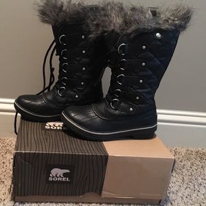Sorel Tofino Boots, new in box
