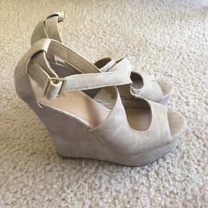 From target, size 8 tan wedges. From target, size 8 tan wedges.