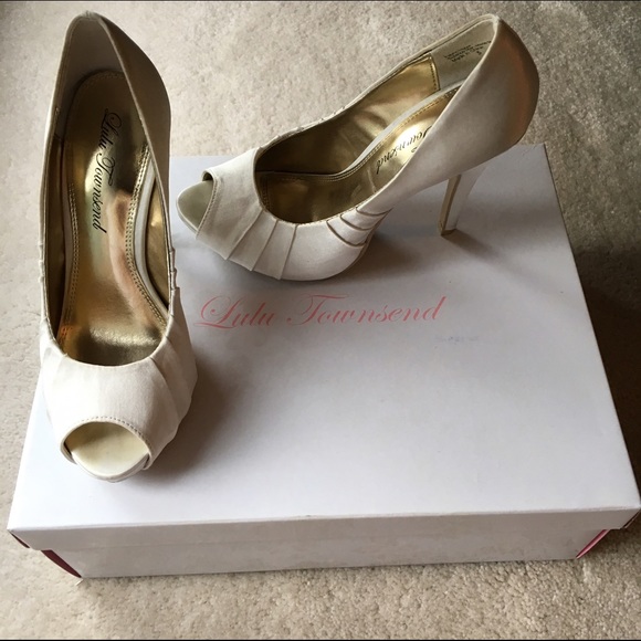 White Lulu Townsend Open Toe Heels