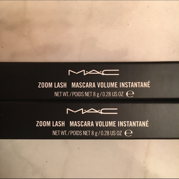 M•A•C Zoom Lash Mascara - Picture 2 of 4