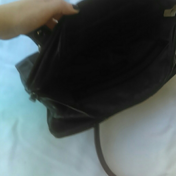 Worthington black handbag - Picture 3 of 4