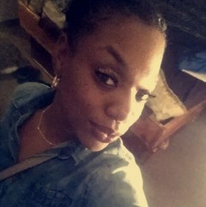 Meet your Posher, Delmesha