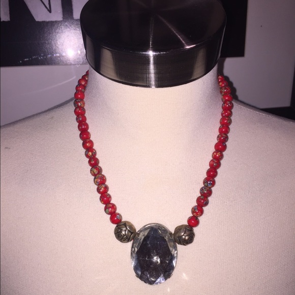 Jewelry - Vintage Red Bead Necklace