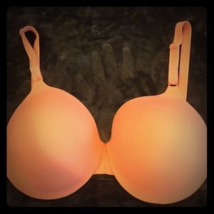 Warner's NWOT 38DD style 01593 peach colored