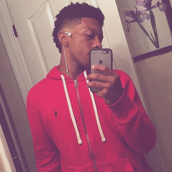 Meet your Posher, Jeremiah