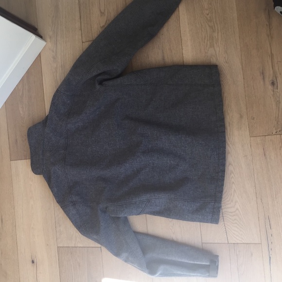 winter jacket - Picture 4 of 4