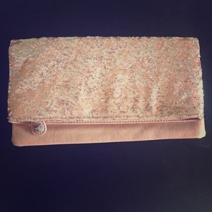 Sequined clutch