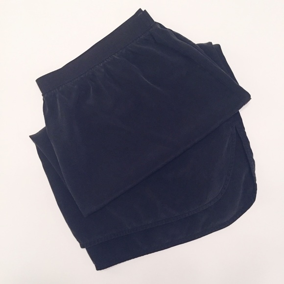 Trouve 100% Silk Flowy Pencil Skirt EUC