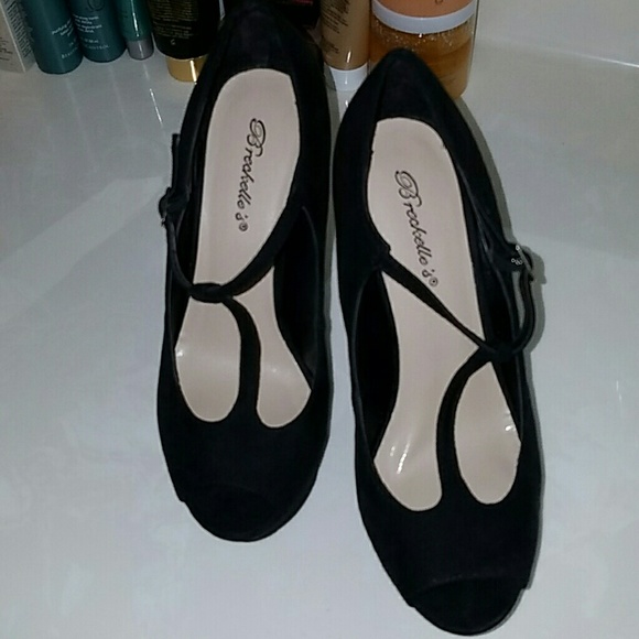 Black plataform from Breckell size 8 1/2