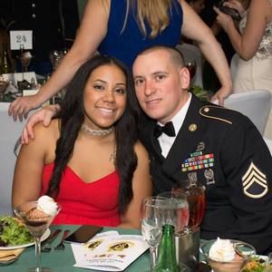 Meet your Posher, Devin