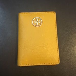 Tory Burch Robinson Wallet
