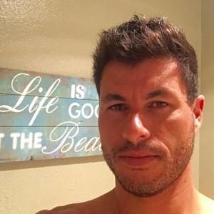 Meet your Posher, Douglas