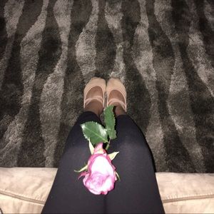 Meet your Posher, Alexia